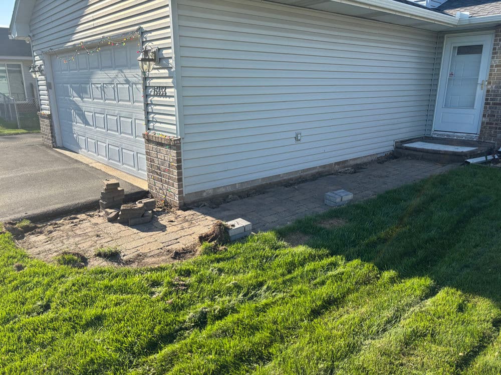 Gallery photos for "Timeless" Paver Walkway Transformation in Rosemount: Image #2