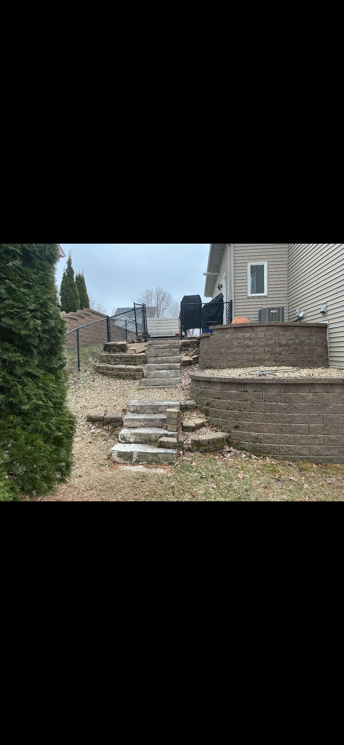 Gallery photos for Failing Retaining Wall Gets a Complete Hardscape Overhaul: Image #1