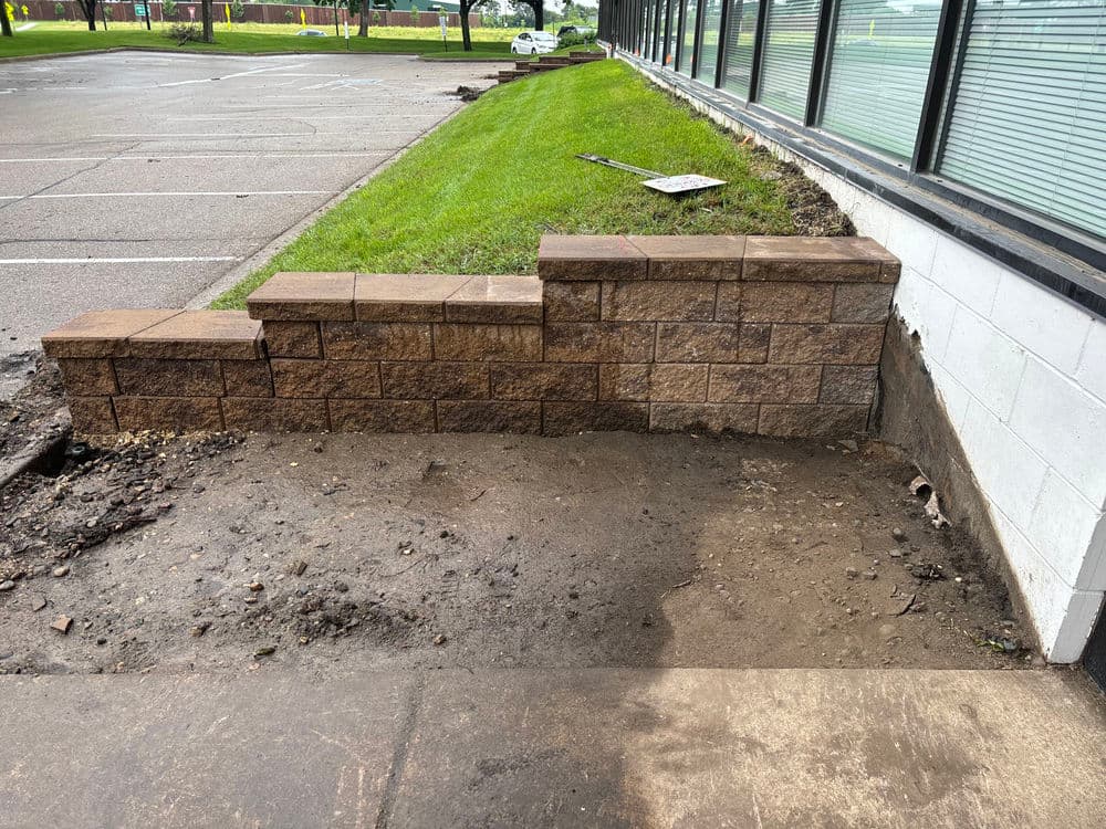 Gallery photos for Retaining Wall and Landscaping Upgrade for Business Strip in Apple Valley: Image #2