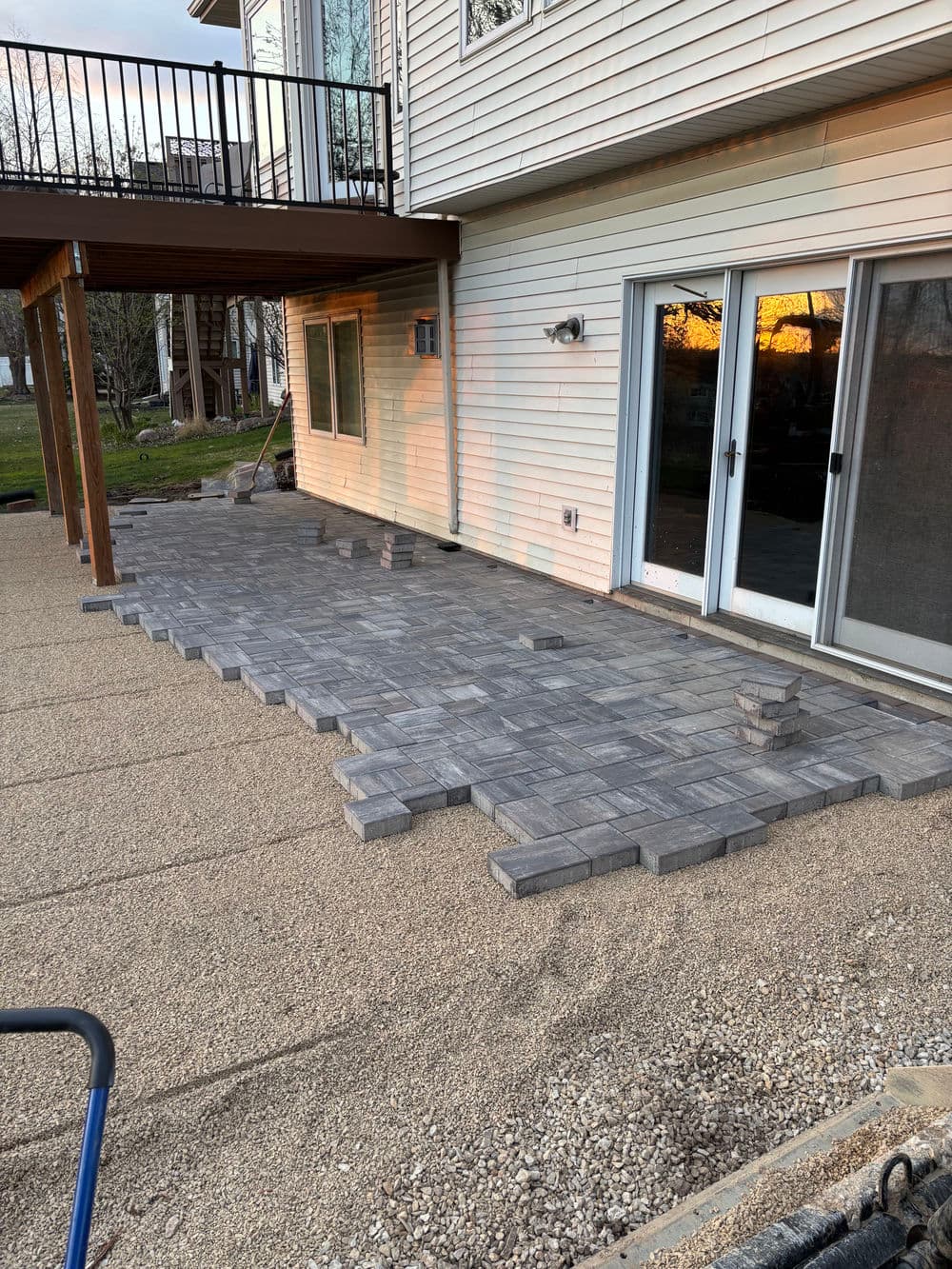 Gallery photos for "Timeless" Paver Patio with Beckon Soldier Border in Rosemount: Image #2